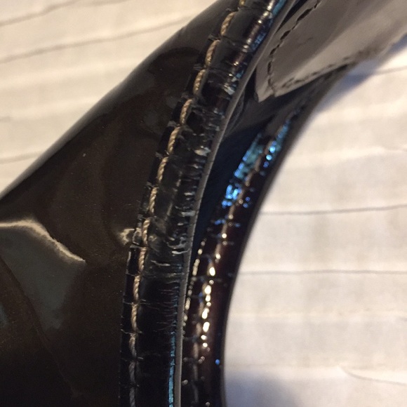 Burberry patent leather hobo - Picture 13 of 13